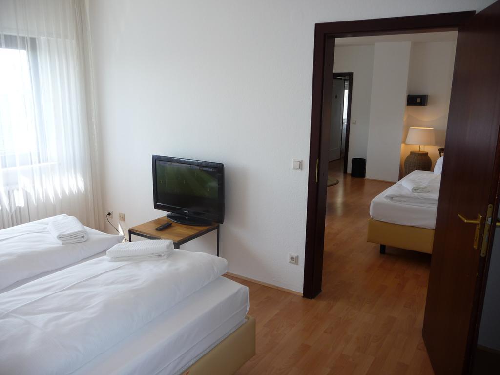 Hotel Restaurant Felderbock Nußloch Dış mekan fotoğraf
